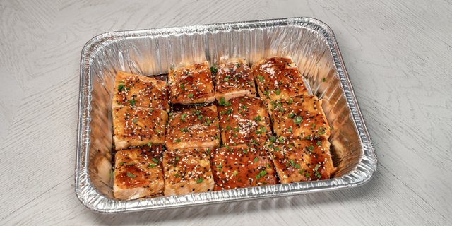 Honey Glazed Norwegian Salmon Platter