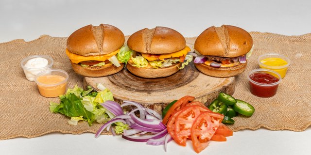Build-Your-Own Burger