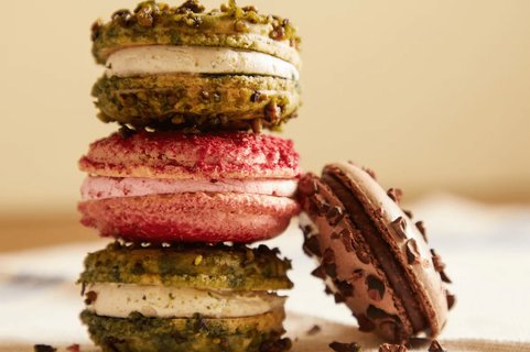 Chocolate Macaron