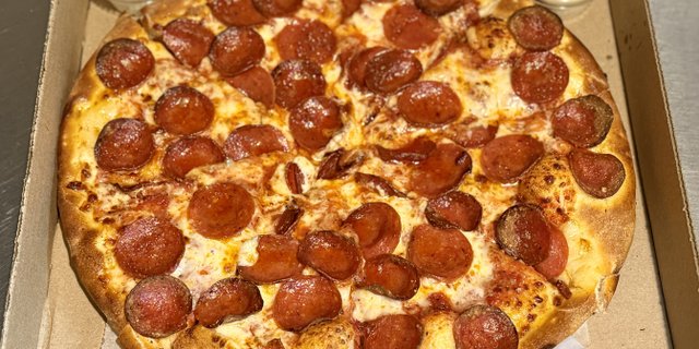 Single Topping Pizza