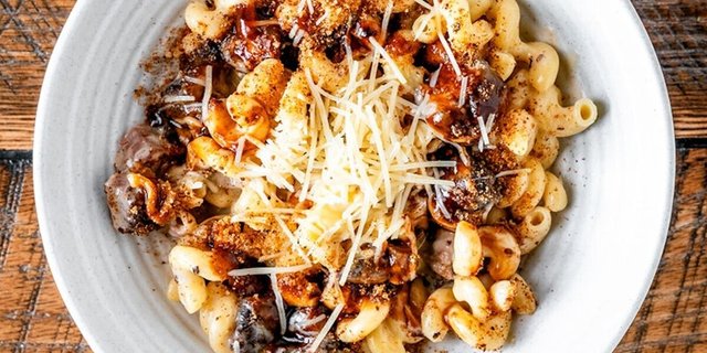 Short Rib Mac N’ Cheese Bowl