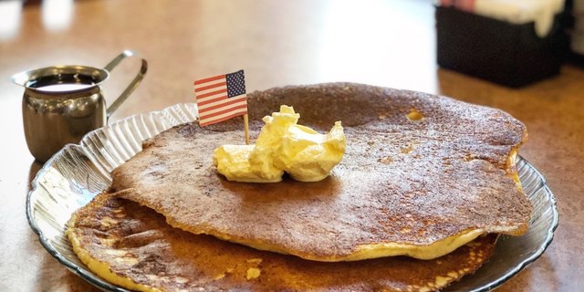 Buttermilk Pancakes