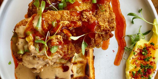 Chicken & Waffles