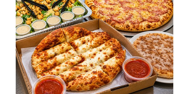 Pizza, Salad & Cheesy Breadsticks (Per Person)