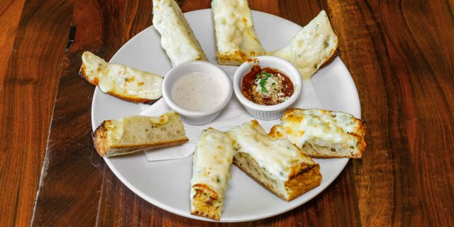 Cheesy Garlic Bread