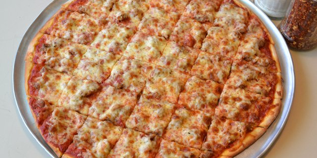 Ground Beef Original Thin Crust Pizza