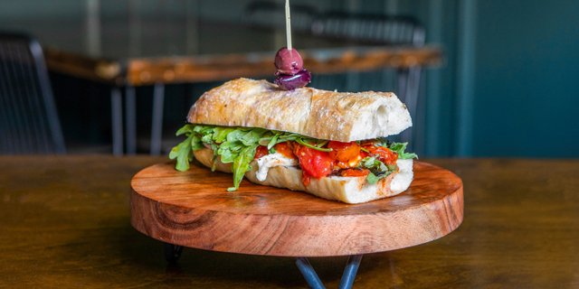 Caprese Sandwich