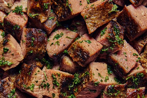 Caramelized Garlic Steak