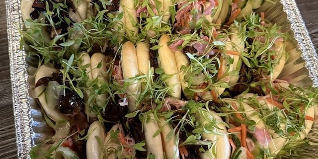 20-Piece Vegetarian Shiitake Mushroom Bao Bun Tray