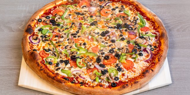 Veggie Combo Pizza