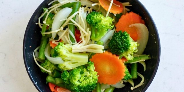 Steamed Mix Vegetables Tray