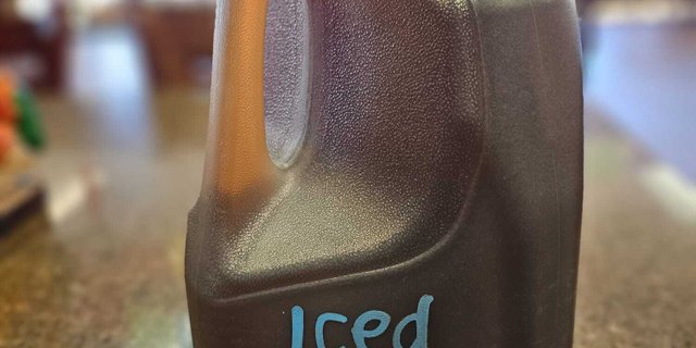 Gallon Raspberry Iced Tea