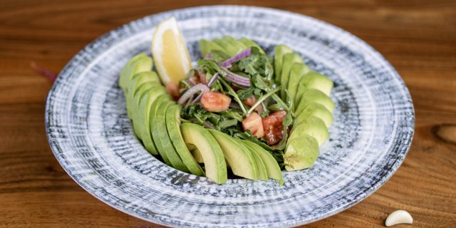 Arugula Avocado Salad