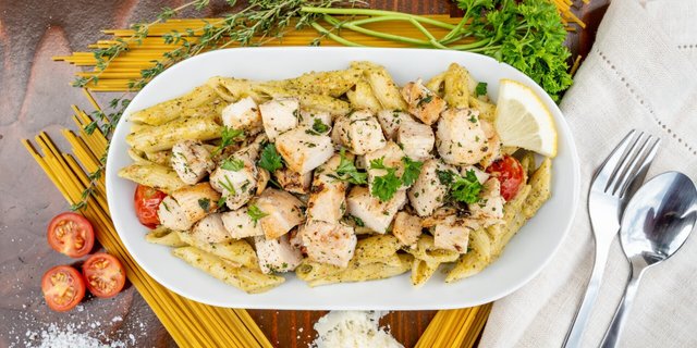Chicken Pesto Tray