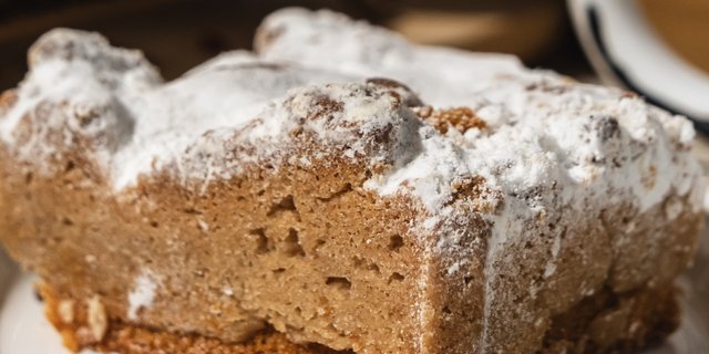 Cinnamon Crumb Cake