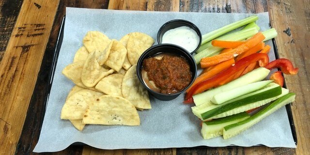 Veggie & Hummus