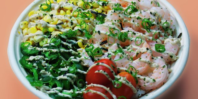 Garlicky Shrimp Bowl