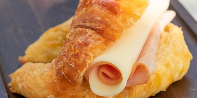 Ham & Mozzarella Medialuna Platter