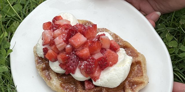 Strawberry Cream Kroffle w/ Whipped Cream