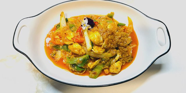 Stir-Fried Curry Powder w/ Crab Meat