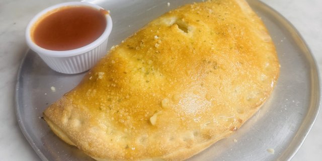 Chicken & Mushrooms Calzone