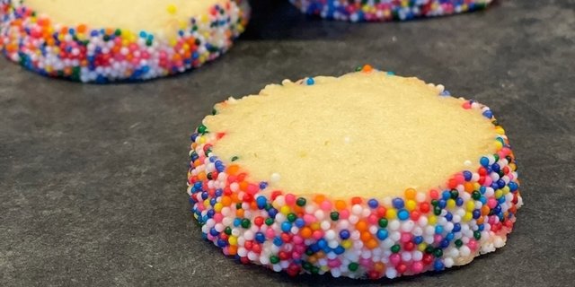 GG's Sprinkle Cookie