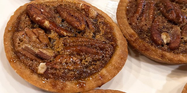 Queen of Tarts Bundle