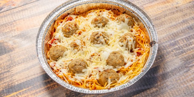 Spaghetti w/ Meatballs