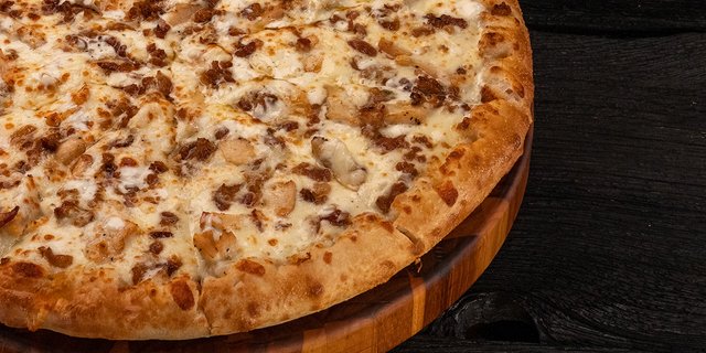 Chicken Bacon Ranch Pizza