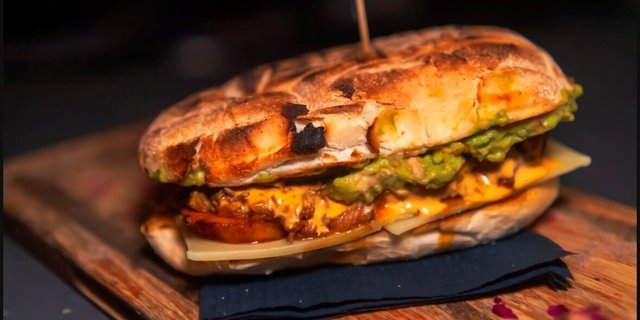 Puro Torta (Pressed Carnita Sandwich)
