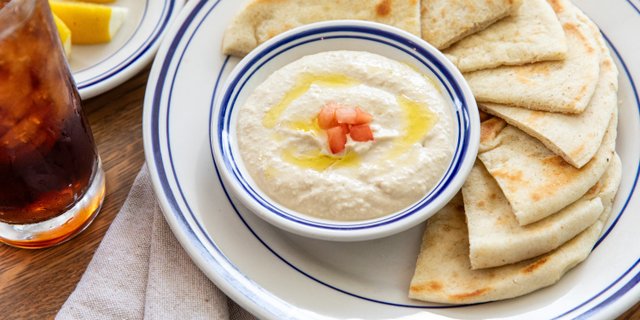 Hummus & Pita Tray
