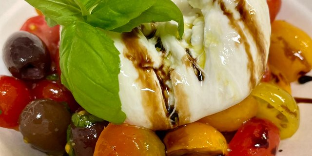 Burrata Salad
