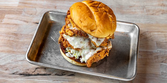 Chicken Sandwich Boxed Lunch