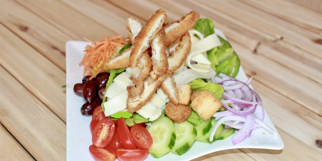 Crispy Chicken Harvest Salad