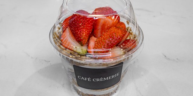 Fresh Fruit Yogurt Parfaits