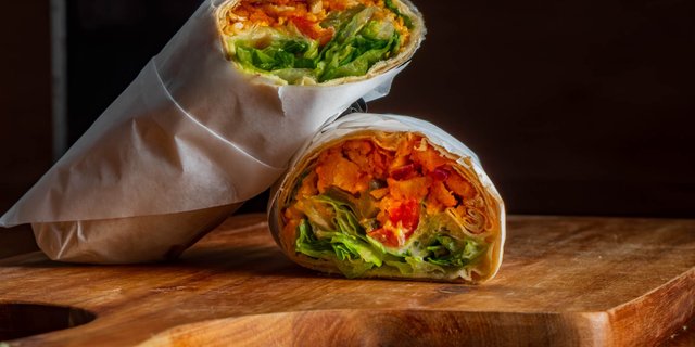 Buffalo Chicken Pita Wrap