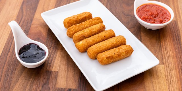 Mozzarella Sticks