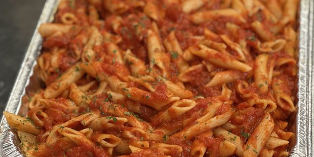 Penne Pasta w/ Marinara