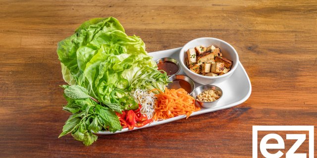 Vietnamese Lettuce Wraps