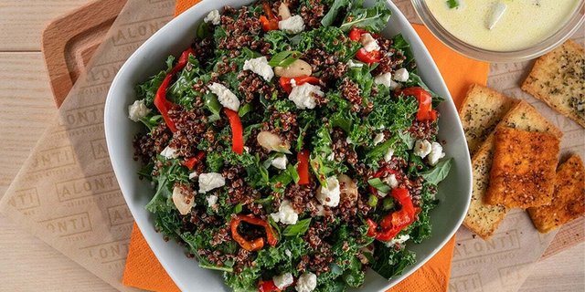 Quinoa & Kale Salad Bowl
