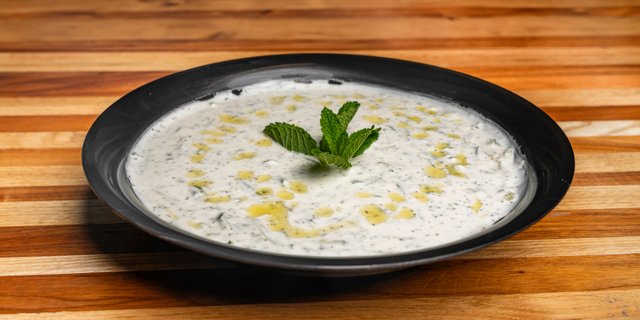 Tzatziki & Pita Bread