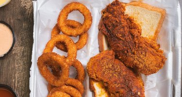 Jaws Hot Chicken & Seafood