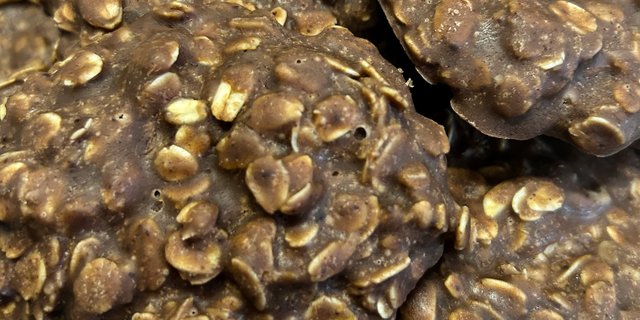 No-Baked Cookies