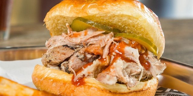 Pulled Chicken Sandwich