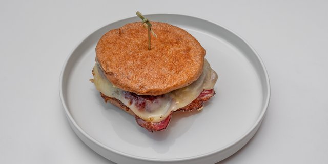 Pastrami Sandwich