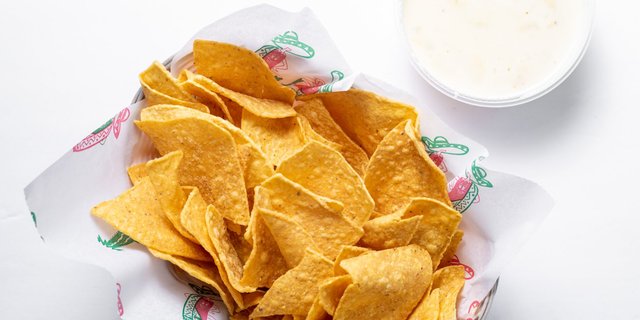 Chips & Queso