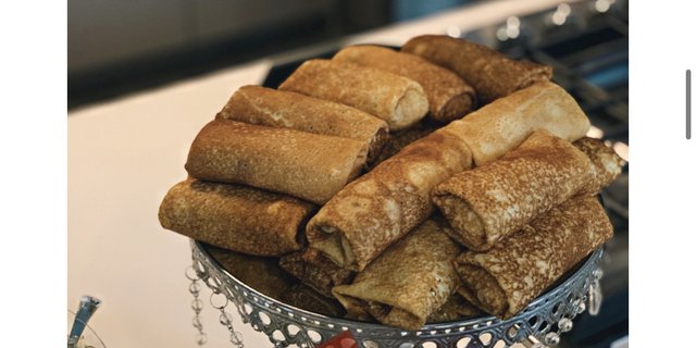 Crepes w/ Ground Beef Box