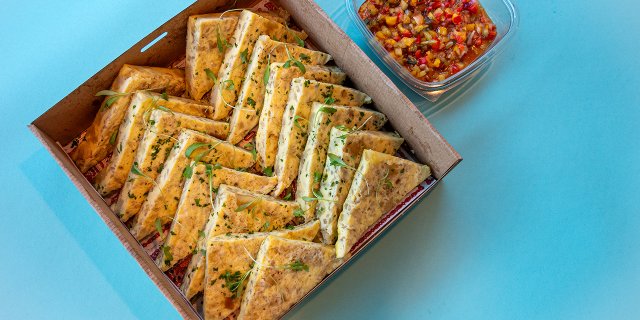 Tortilla de Yuca Platter
