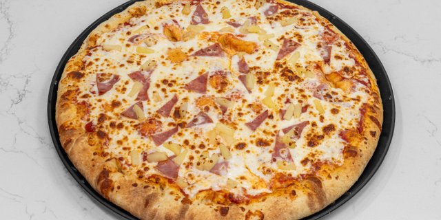 Hawaiian Pizza