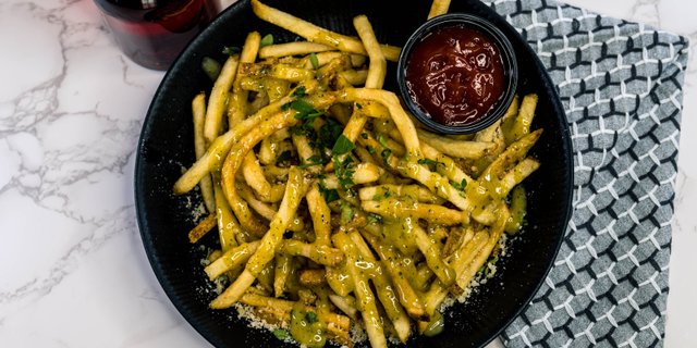 Garlic Parmesan Fries